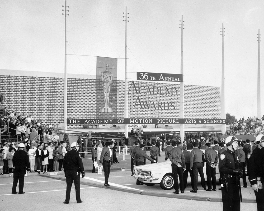 Photo of the Academy Awards in 1964