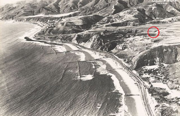 Aerial photos from 1931 showing location of Sunset Steel House