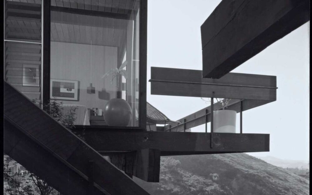 Photos from the Julius Shulman Archives of the Getty Research Institute of the Art Seidenbaum Home in the Hollywood Hills