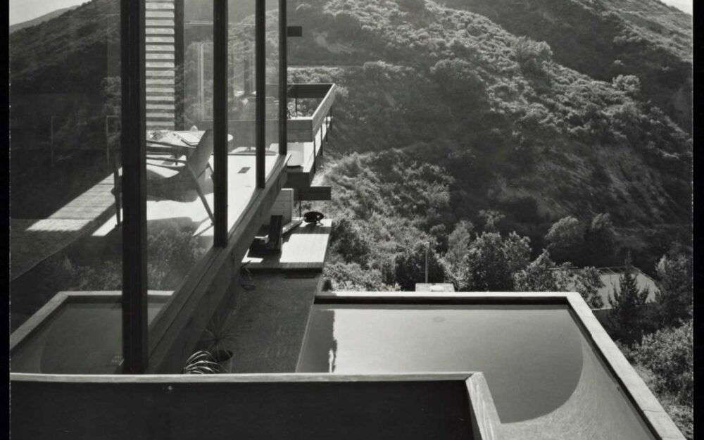 Photos from the Julius Shulman Archives of the Getty Research Institute of the Art Seidenbaum Home in the Hollywood Hills